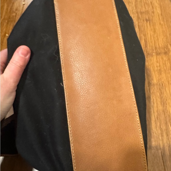 Carribean Joe Canvas & Leather Handbag Black with Tan Accents & Bottom 5 Pockets - Picture 10 of 10